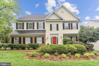 10801 Torrance Dr, Kensington, MD 20895