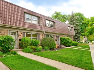1770 Henley St Unit C, Glenview, IL 60025