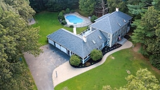 33 Woodstone Rd, Northborough, MA 01532