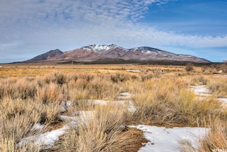 16 Dean Ct Unit 6, La Sal, UT 84530