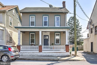 15 E Walnut St, Ephrata, PA 17522