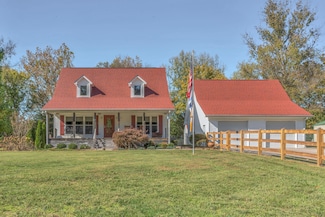 6285 Medley Amonette Rd, Silver Point, TN 38582