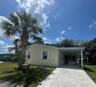 13965 Cancun Ave, Fort Pierce, FL 34951