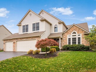3162 Walkerview Dr, Hilliard, OH 43026