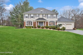 11 Michelle Ct, Marlboro, NJ 07746