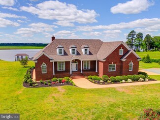 353 Waterville Cove, West Point, VA 23181
