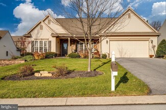 45 Winterberry Ln, Womelsdorf, PA 19567