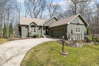 51374 Streamwood Ct, Granger, IN 46530