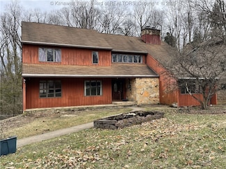 19 Brittany Woods, Charleston, WV 25314
