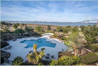146 N Plaza Ct Unit 306, Mount Pleasant, SC 29464