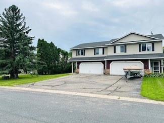 1880 Deer Hills Trail, Saint Paul, MN 55122