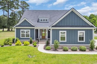 529 Oak Lawn Rd, Georgetown, SC 29440