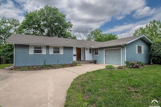 2439 Jasu Dr, Lawrence, KS 66046