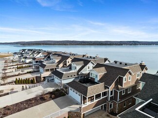 860 Pointe Dr Unit 64, Boyne City, MI 49712