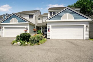 4039 Somerset Ct, Milford, PA 18337