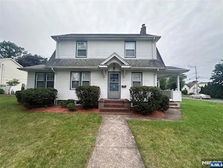 208 W Midland Ave, Paramus, NJ 07652