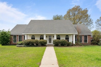 2405 Tyler St, Lake Charles, LA 70605