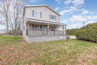 2951 N Huron Rd, Pinconning, MI 48650