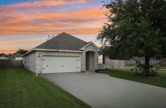 8402 Piping Rock St, Baytown, TX 77523