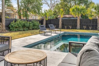 1125 King St, Charleston, SC 29403