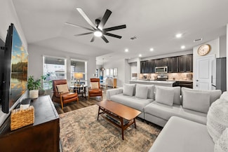11803 Lily Branch Ln, Austin, TX 78748