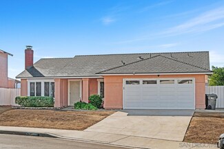 10017 E Glendon Cir, Santee, CA 92071