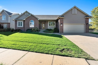 829 N Cedar Park St, Wichita, KS 67235