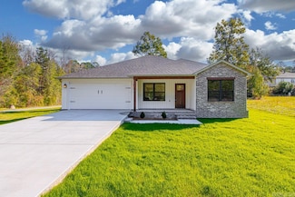 2 Summit Dr, Sheridan, AR 72150
