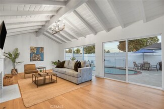6438 Lindley Ave, Reseda, CA 91335