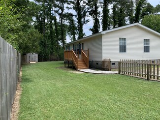 118 Hickory Hills Ct, New Bern, NC 28560