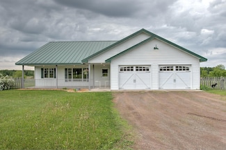 2563 125th Ave, Braham, MN 55006
