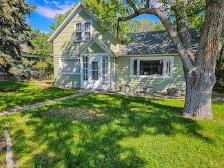 1431 Wyoming Ave, Cody, WY 82414