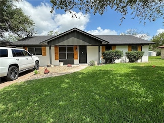 1906 Calvert Cir, Bryan, TX 77803