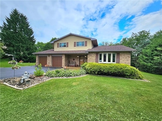 15 Pineview Estates, West Newton, PA 15089