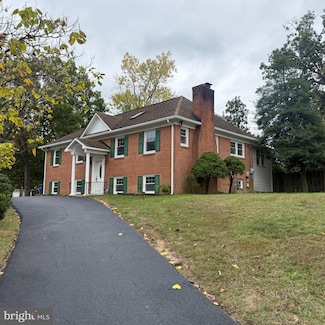 5405 Brookland Rd, Alexandria, VA 22310
