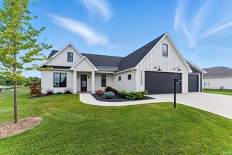 12407 Cassena Rd, Fort Wayne, IN 46814