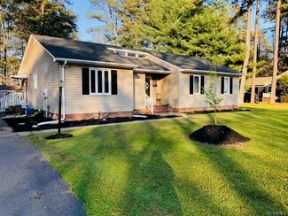 217 Revelle Rd, Tappahannock, VA 22560