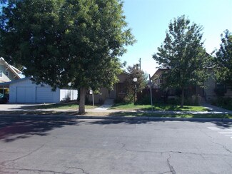418 N Calaveras St, Fresno, CA 93701