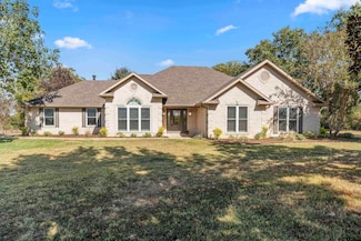 1036 High Meadow Dr, Mount Vernon, TX 75457