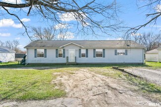 319 S Sheridan St, Edinburg, IL 62531