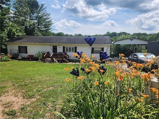 5249 Forbush Rd, East Bend, NC 27018