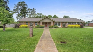 112 Eastgate Cir, Forest, MS 39074