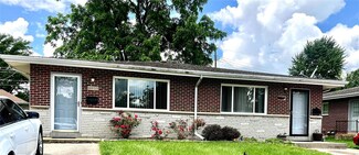 4055 Esseldale Dr, Saint Ann, MO 63074