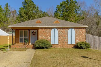 59 Lasalle St, Hattiesburg, MS 39402