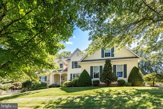 1205 Woodland Ct, Hampstead, MD 21074