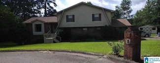 1720 Cherry Cir, Anniston, AL 36207