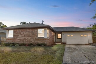 5940 E 23rd St, Tulsa, OK 74114