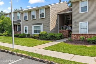20 Lindsey Cir Unit 20, Old Bridge, NJ 08857