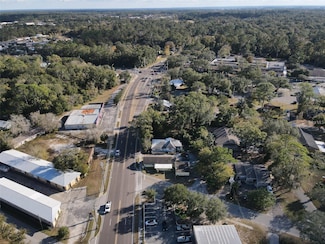 4016 NW 6th St, Gainesville, FL 32609