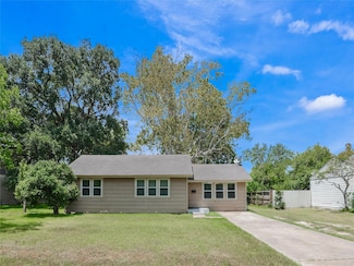 1116 2nd St, La Marque, TX 77568